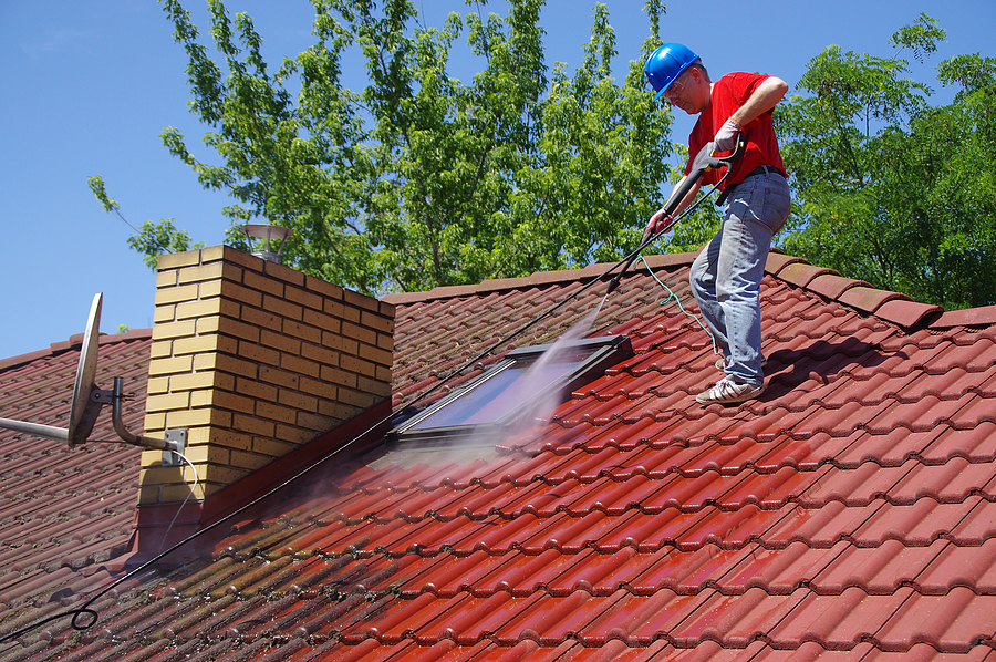 Read more about the article Cleaning Your Roof